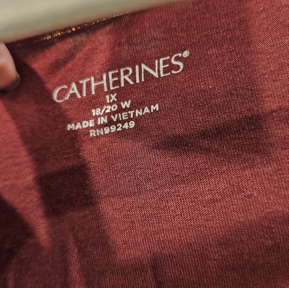 69 - Catherines plus size 1x top - Picture 4 of 6